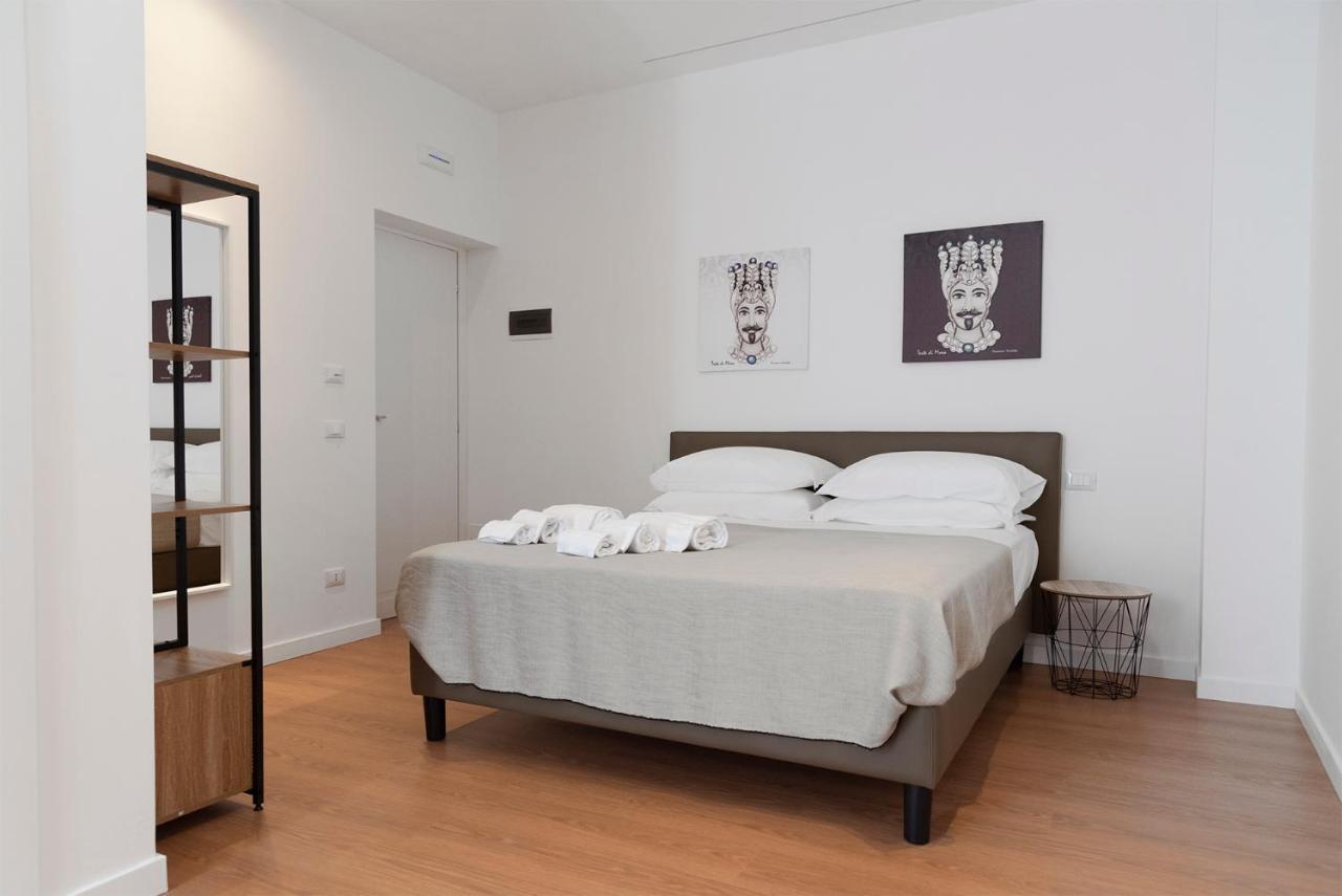 Civicocento Charming Rooms Catania Bagian luar foto